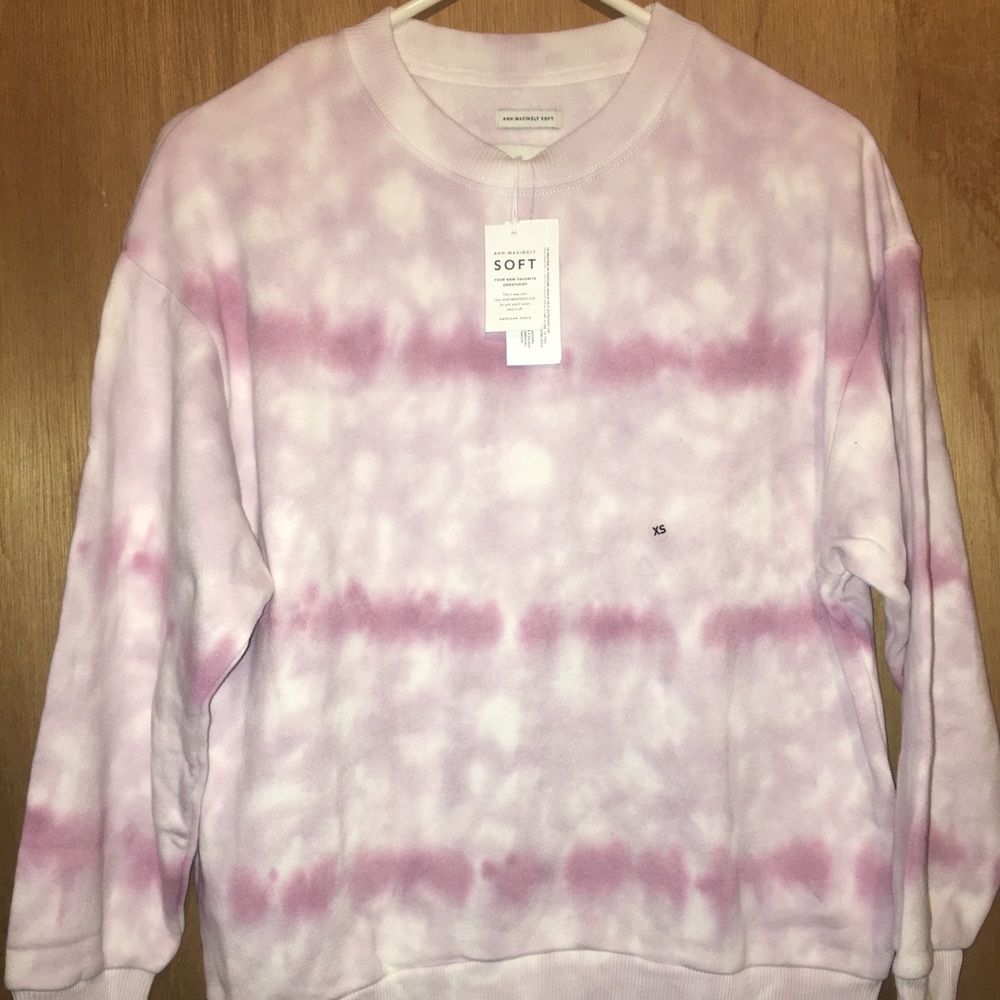 NWT AMERICAN OUTFITTERS AHH-MAZINGLY SWEATSHIRTS SOLD OUT!!!